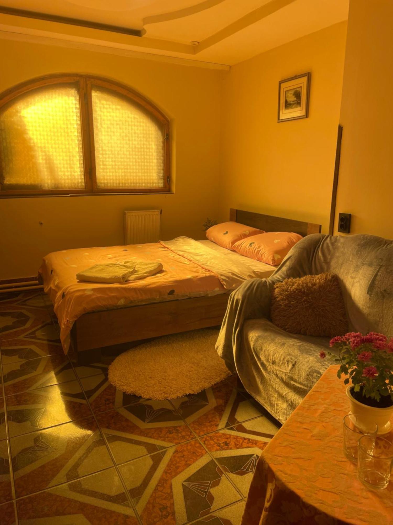 Nautilus Hotel อุชโฮรอด ภายนอก รูปภาพ